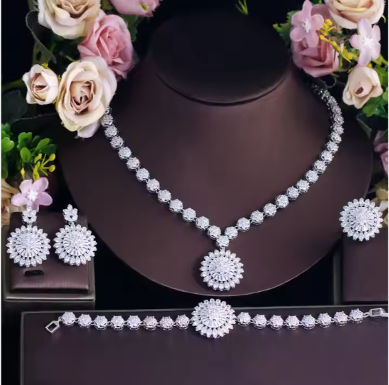Zircon Jewelry Set ©